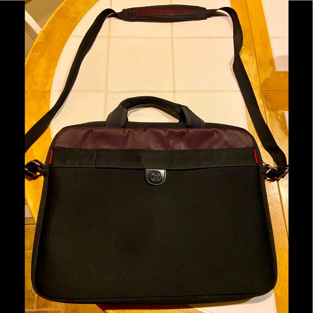 Swiss Army Laptop Carrying Case